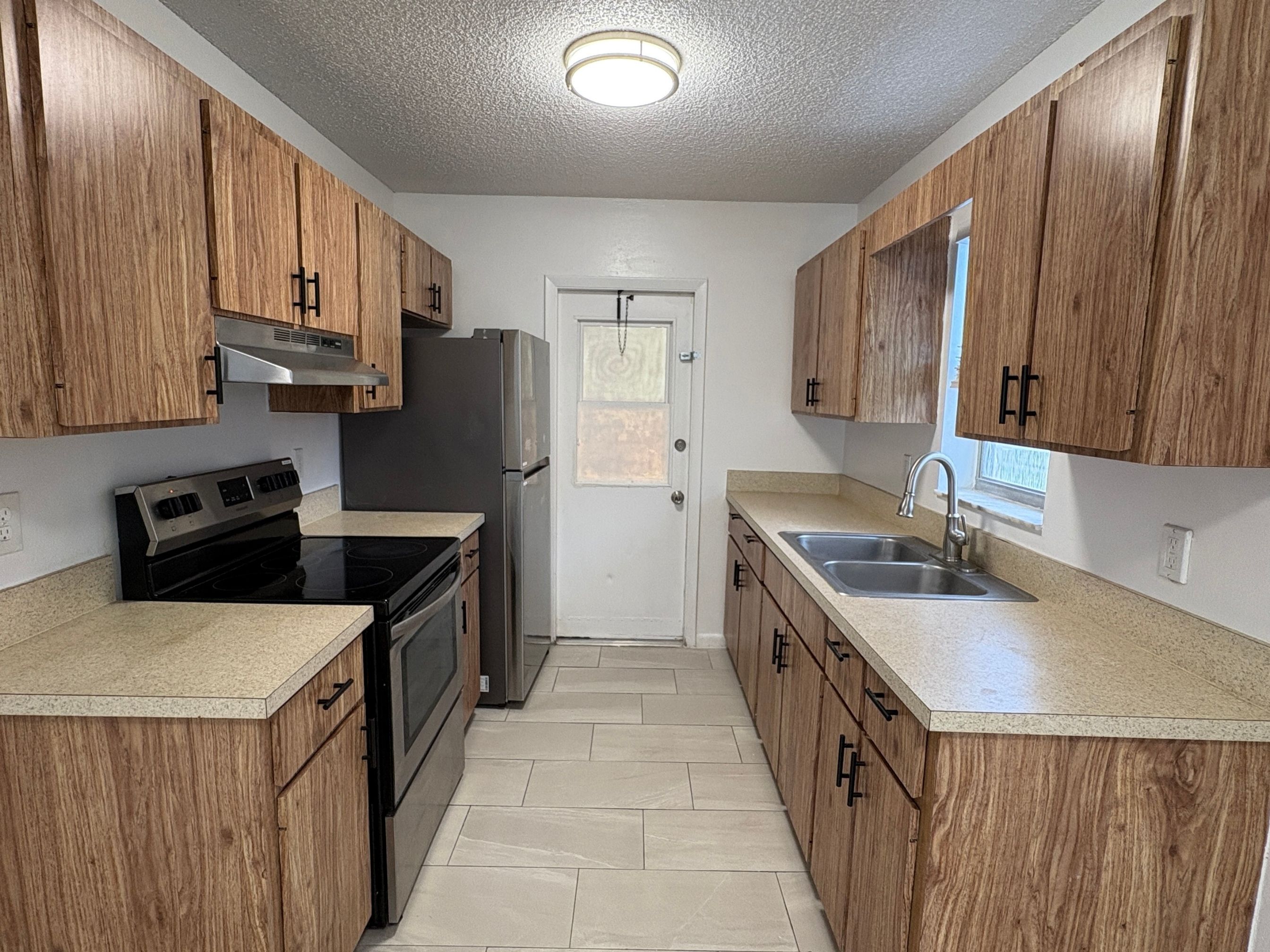 3047 Perry Avenue - -
