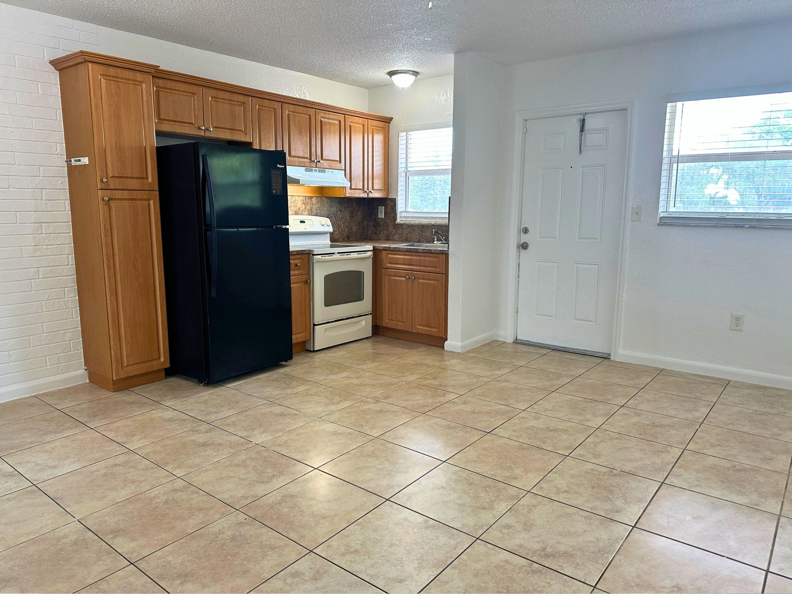 216 North 61st Avenue - 6