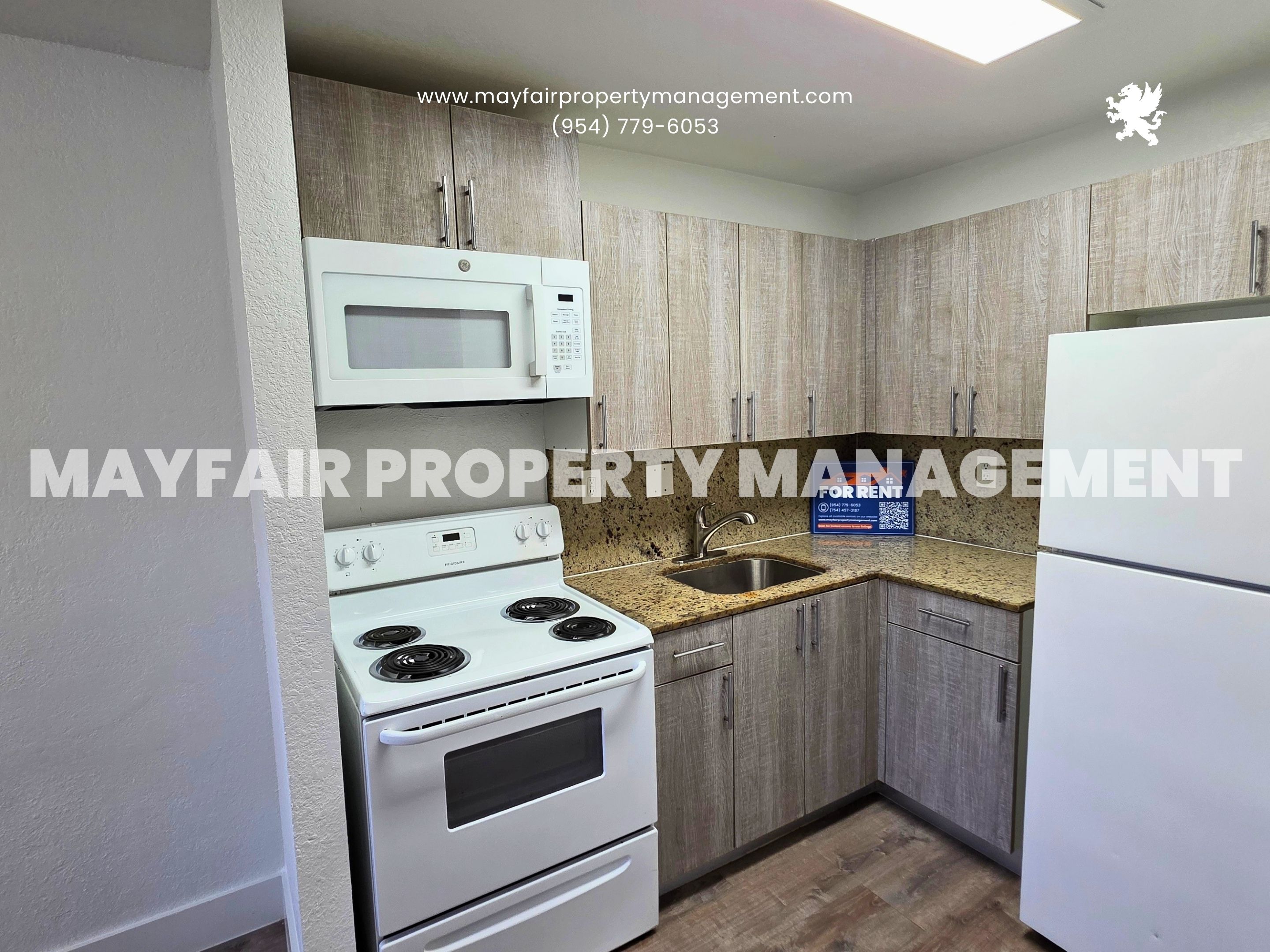 2843 Fillmore Street - F206