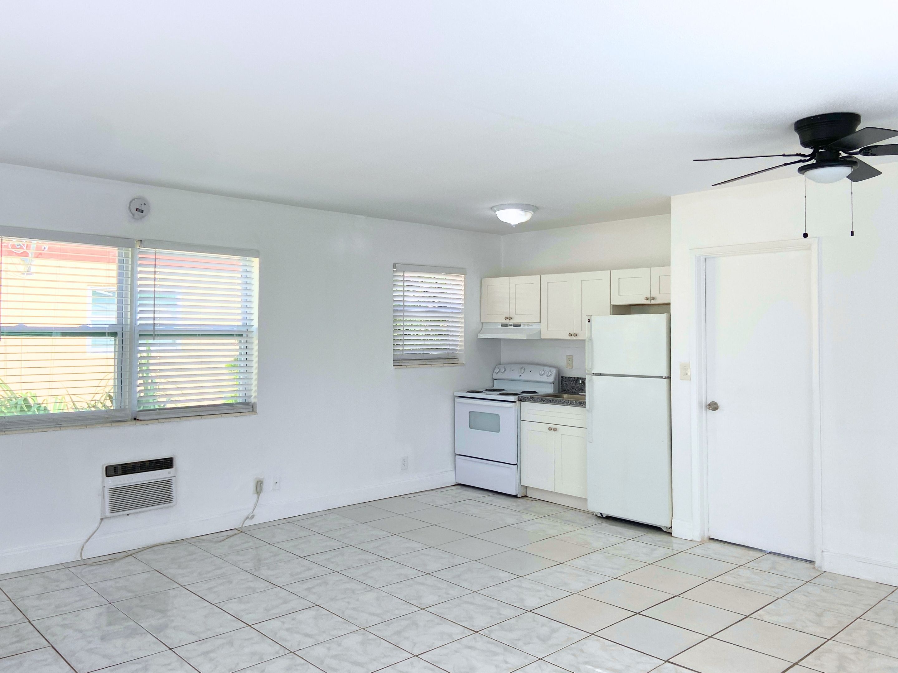 240 Southwest 8th Street - 14