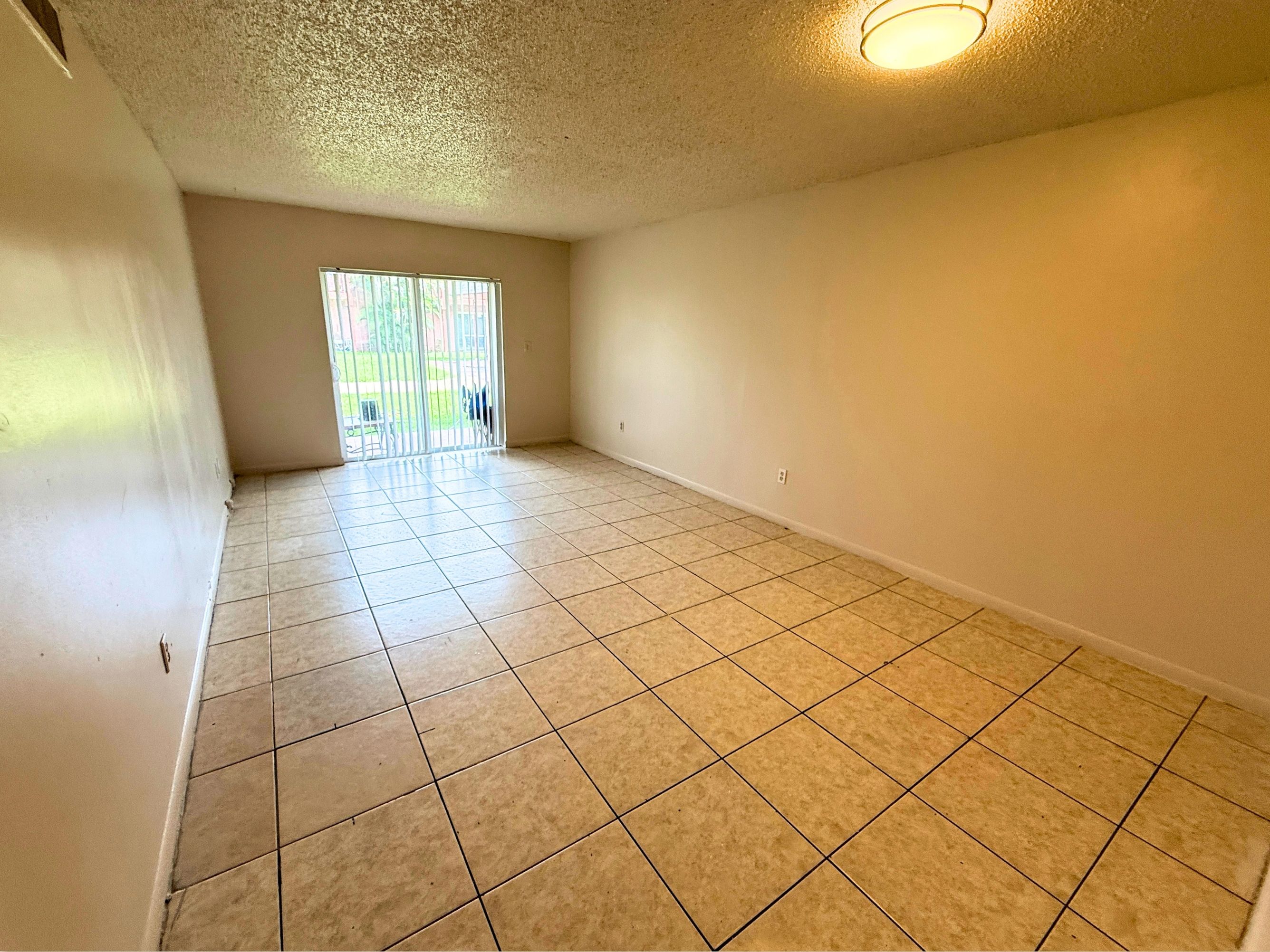 2220 Northwest 59th Avenue