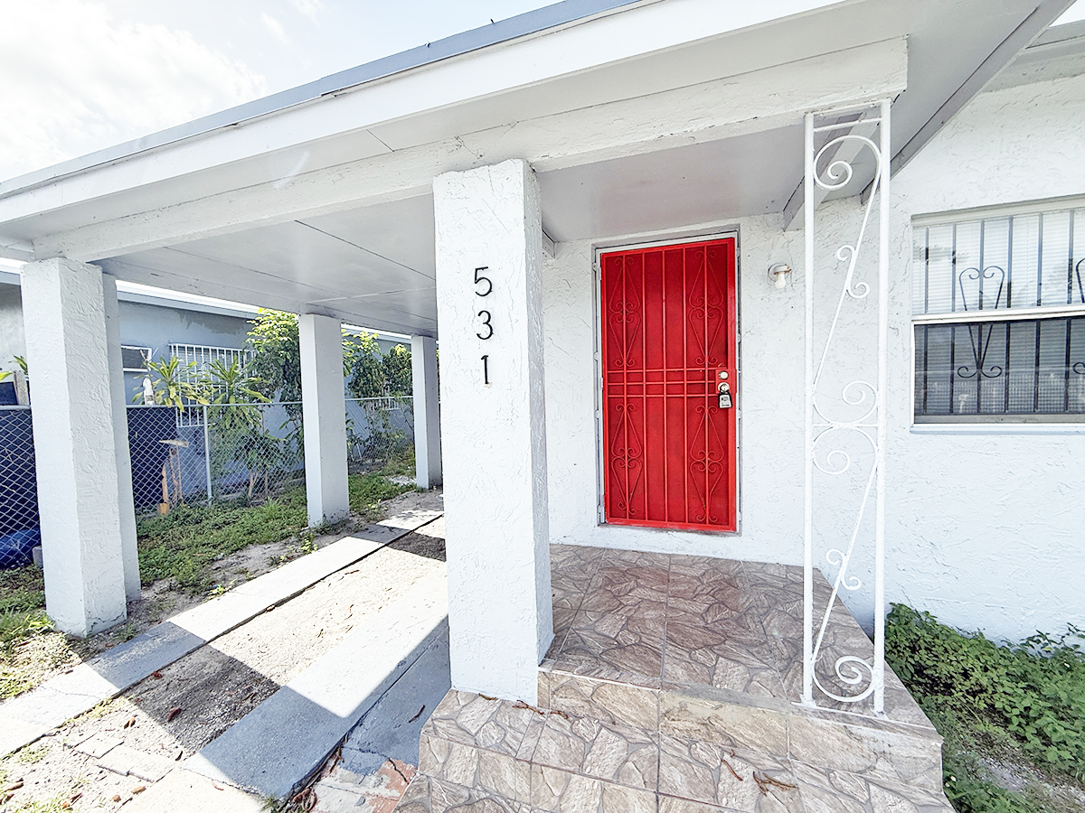 Property main image