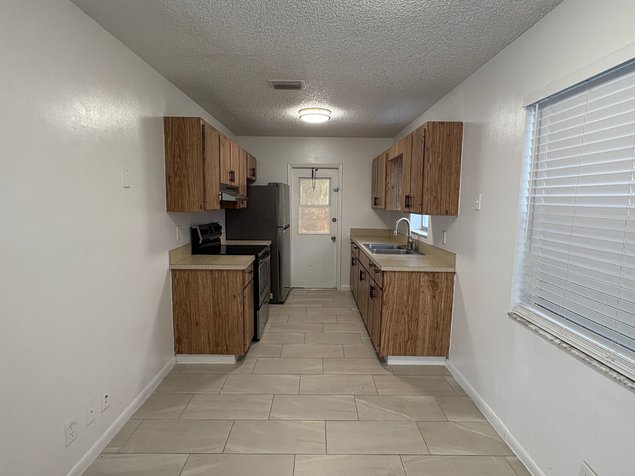 3047 Perry Avenue - -