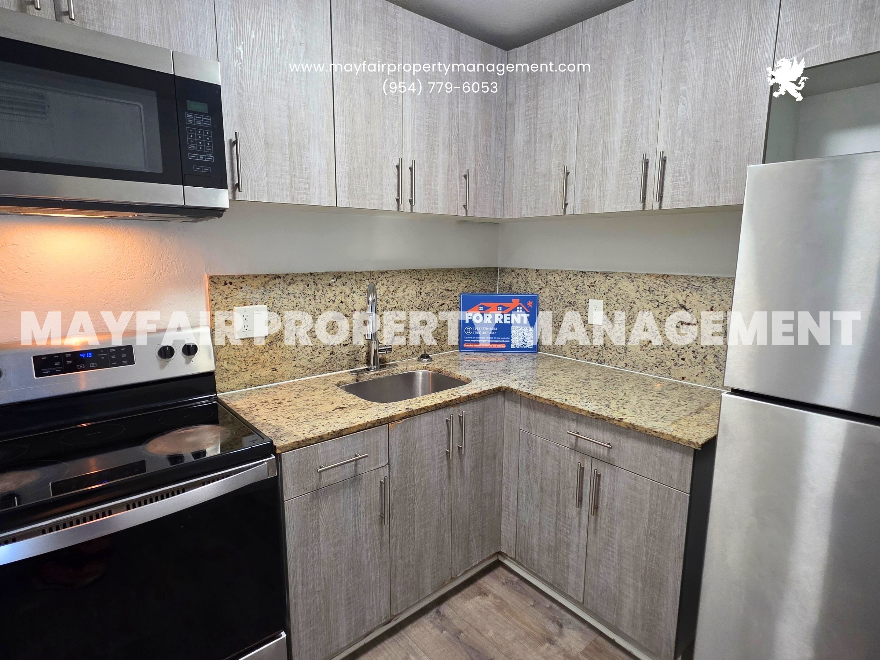 2843 Fillmore Street - F106